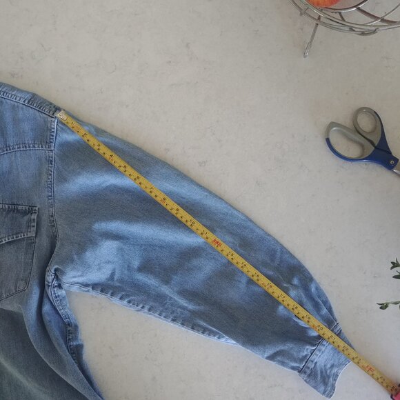 Big Star Mens 100% cotton snap front blue denim lightweight jean shirt Small - Picture 10 of 14